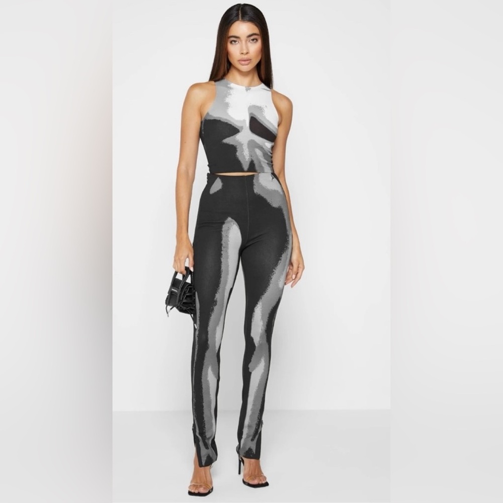 New With Tags Maniere De Voire Set. Gives insane hourglass figure!